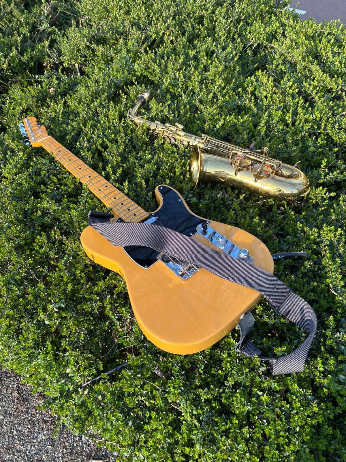 SATURDAY MAY 2ND: LIVE MUSIC AT PORFOT