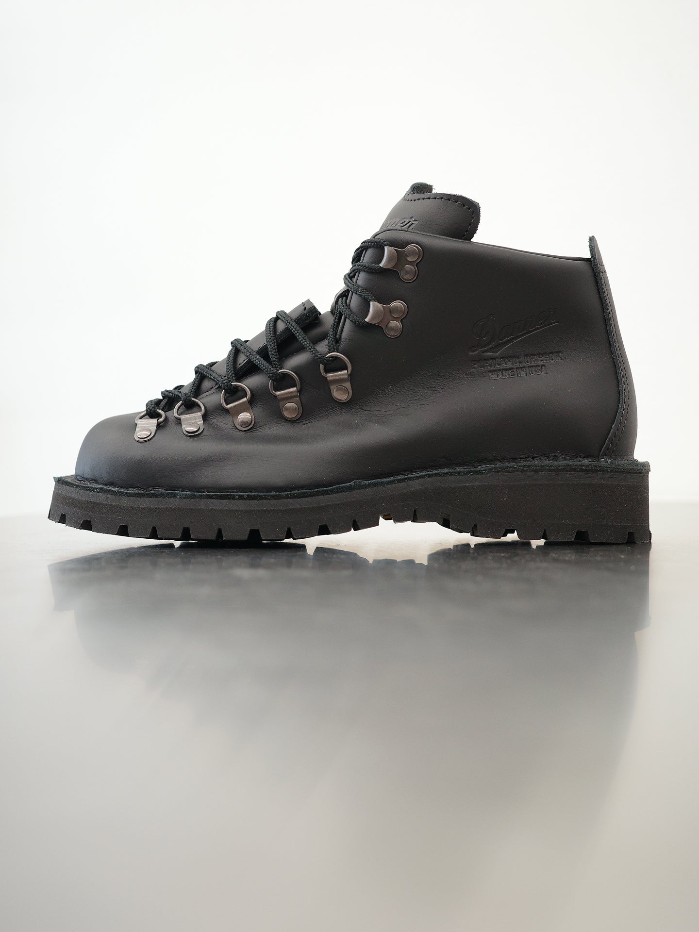 DANNER