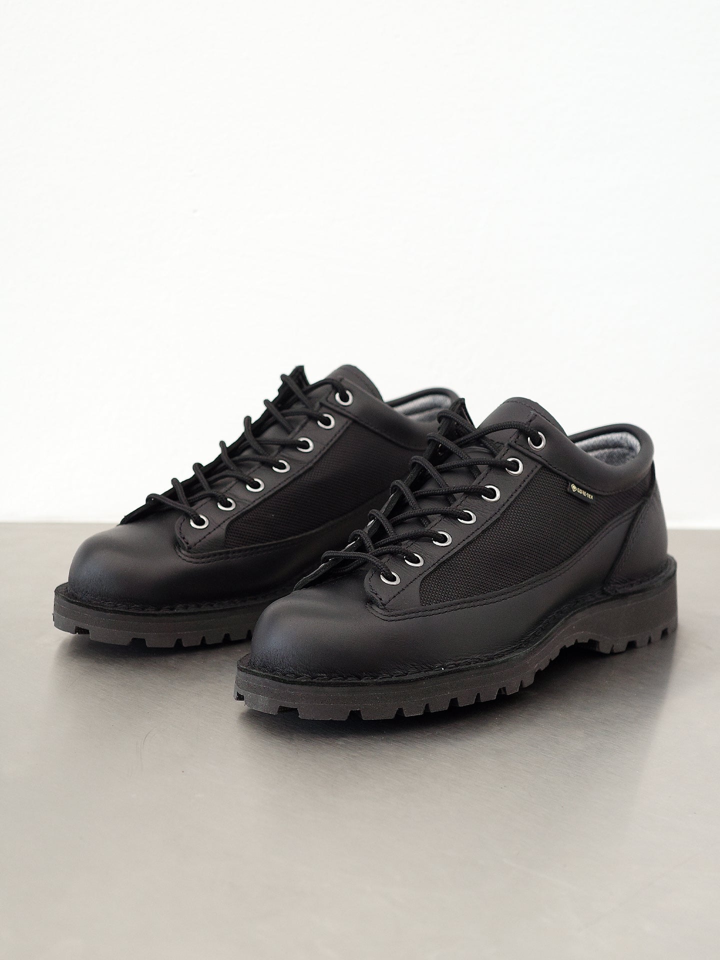 FIELD LOW GTX