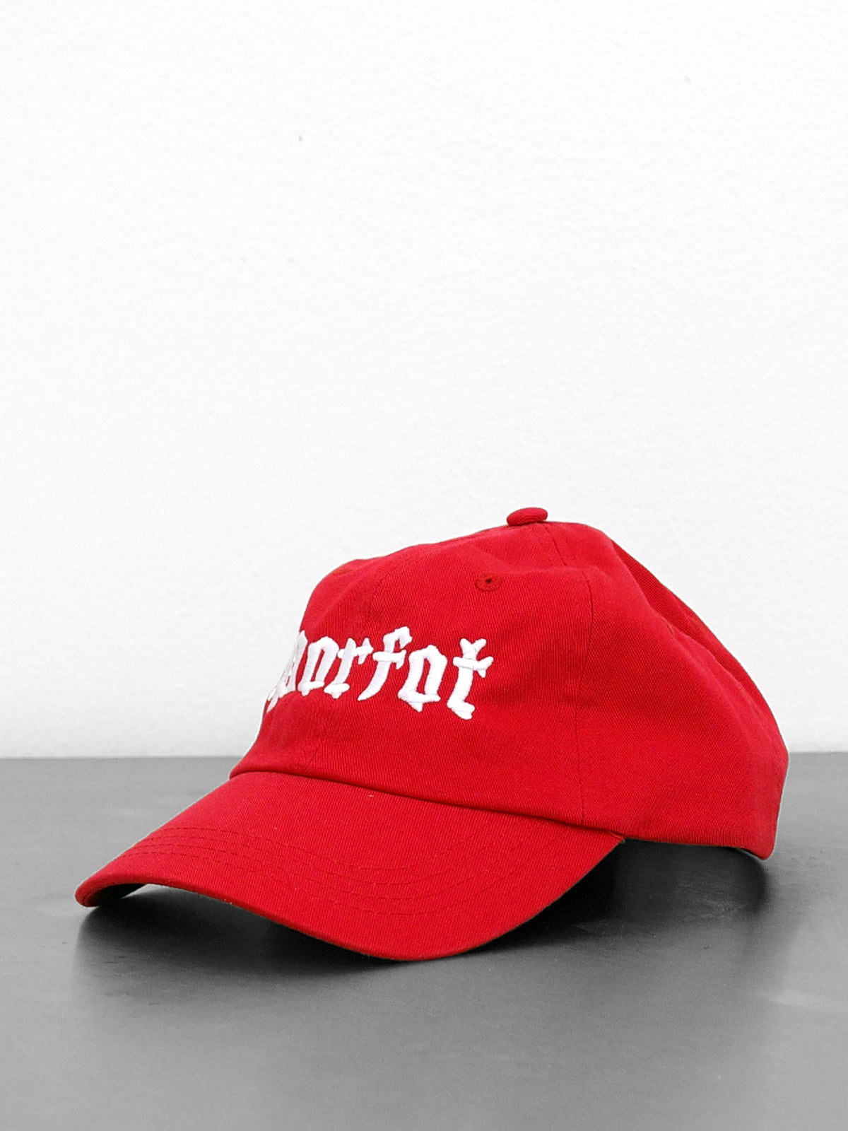 RED SIX-PANEL