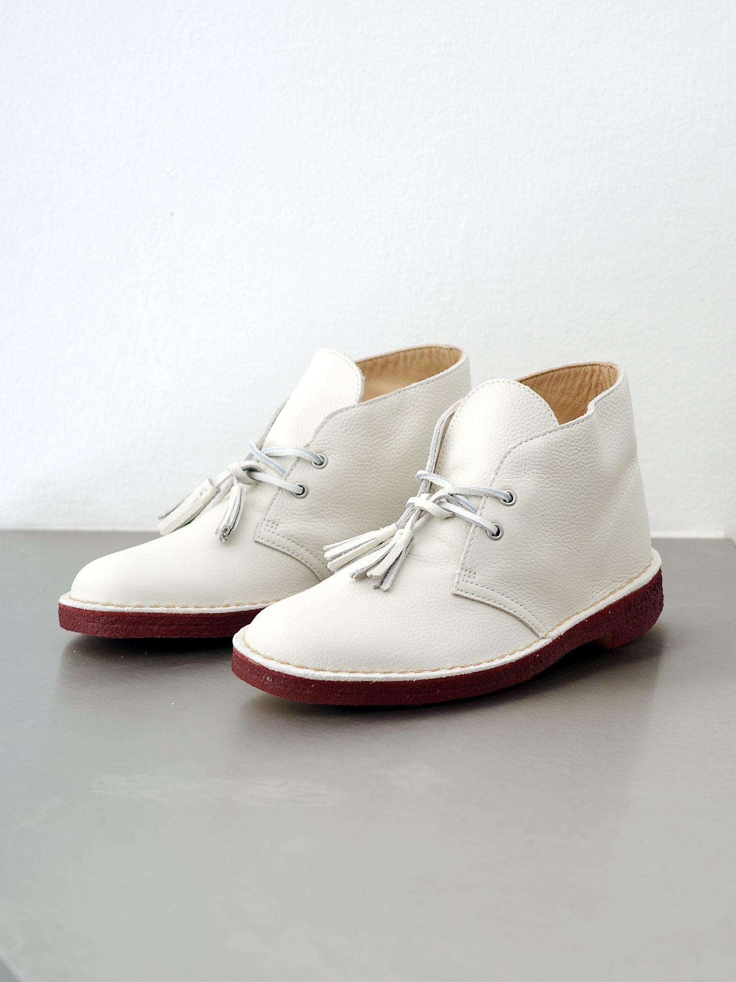 DESERT BOOT WHITE LEATHER
