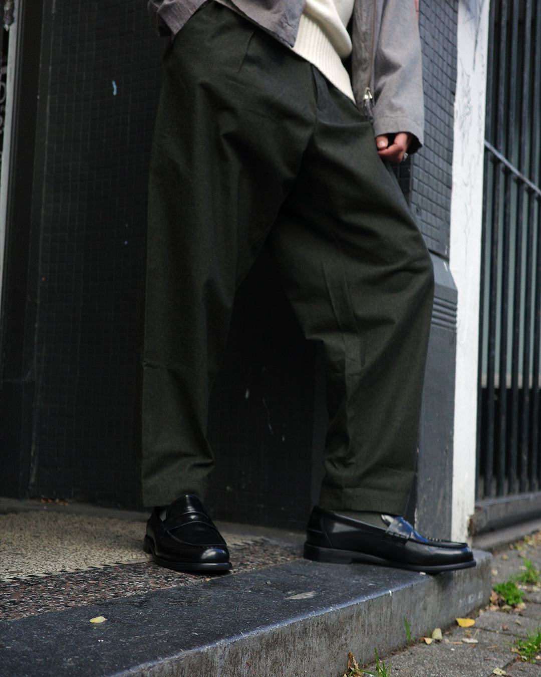 PLEATED TRACK PANT LUCCA SUITING